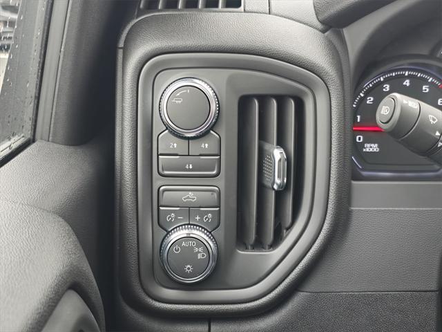 new 2025 GMC Sierra 2500 car, priced at $46,752