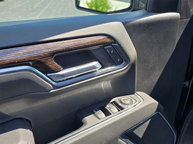 new 2025 GMC Sierra 1500 car, priced at $44,500