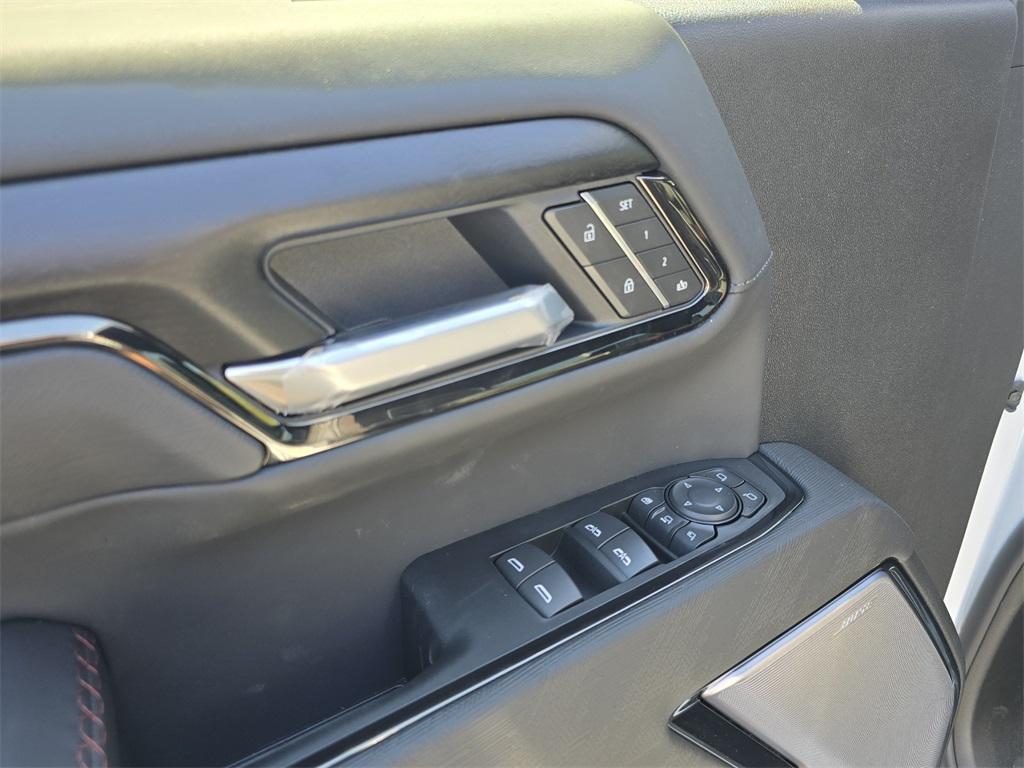 new 2026 GMC Sierra 2500 car, priced at $81,269