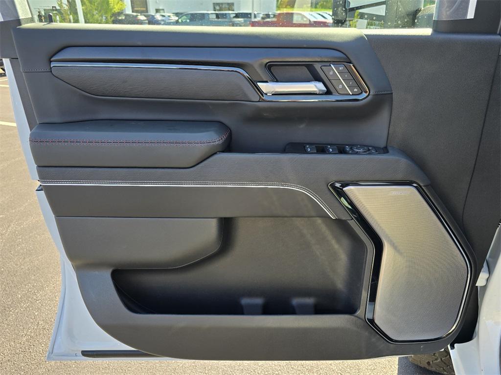 new 2026 GMC Sierra 2500 car, priced at $81,269