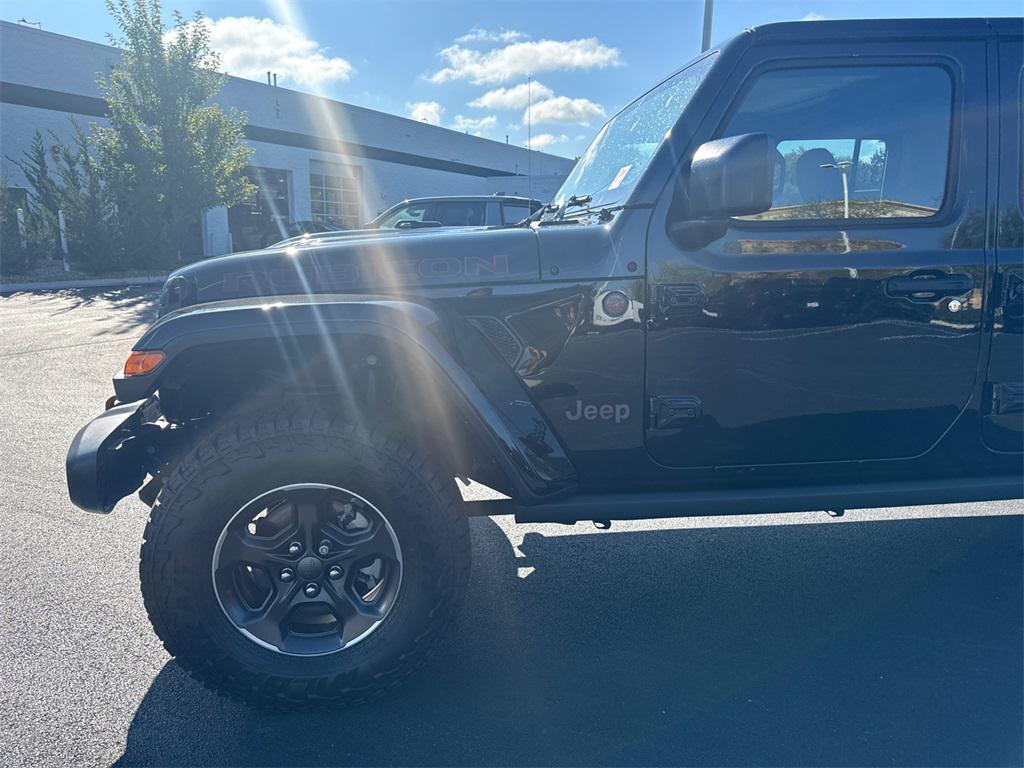 used 2023 Jeep Gladiator car, priced at $43,500