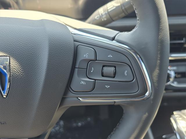 new 2025 Buick Envista car, priced at $27,739