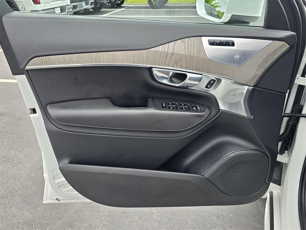 used 2023 Volvo XC90 Recharge Plug-In Hybrid car, priced at $50,000