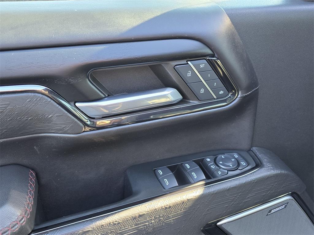 used 2024 GMC Sierra 2500 car, priced at $79,000