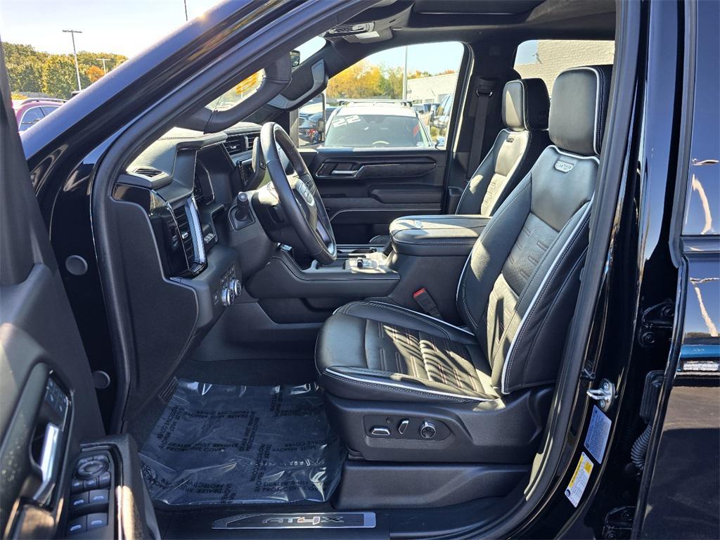 used 2024 GMC Sierra 2500 car, priced at $79,000