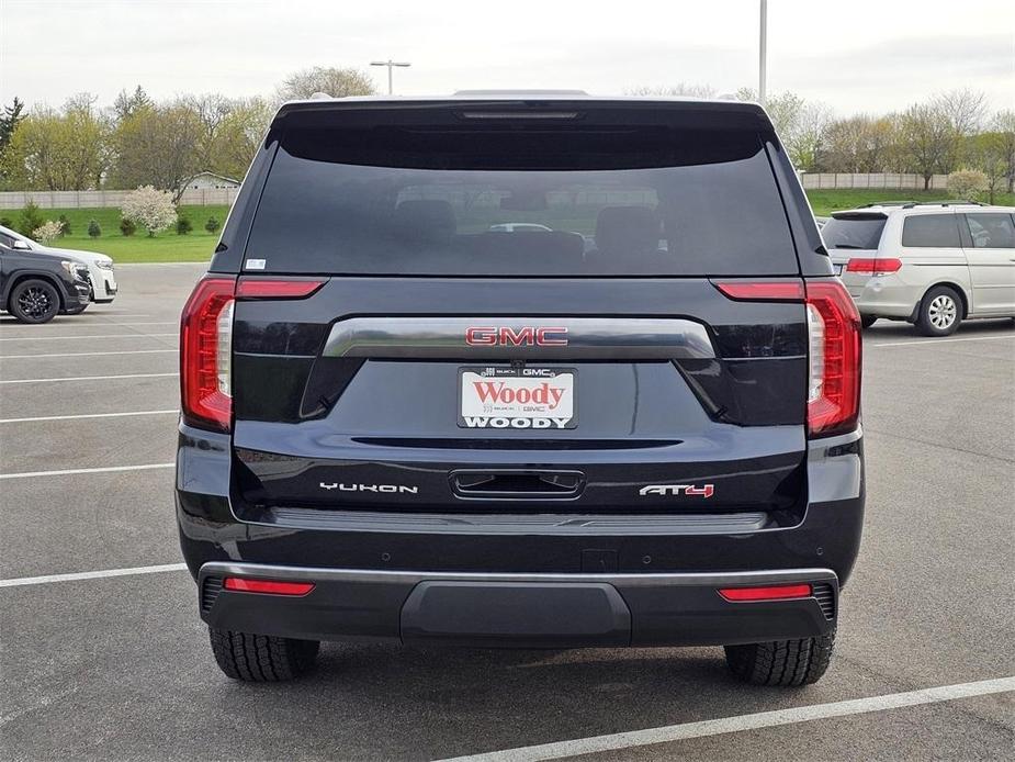 new 2024 GMC Yukon XL car, priced at $76,000