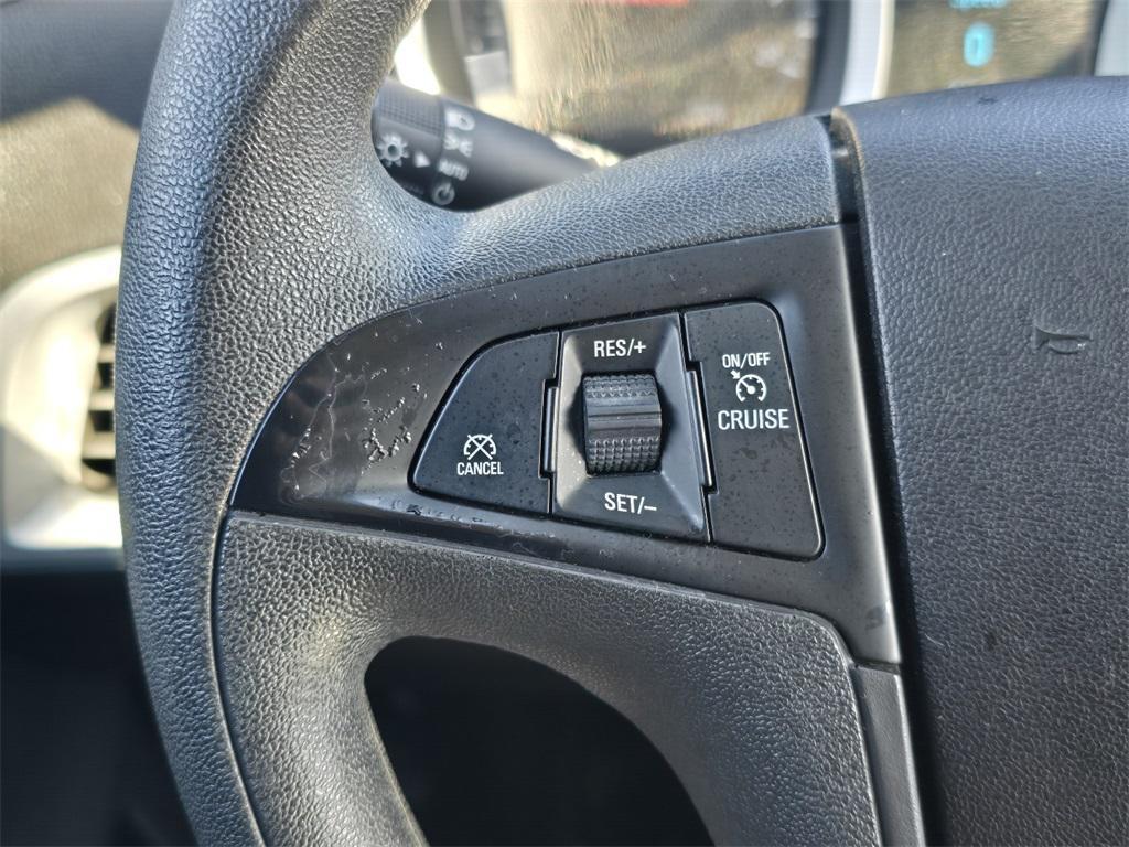 used 2014 Chevrolet Equinox car, priced at $9,000