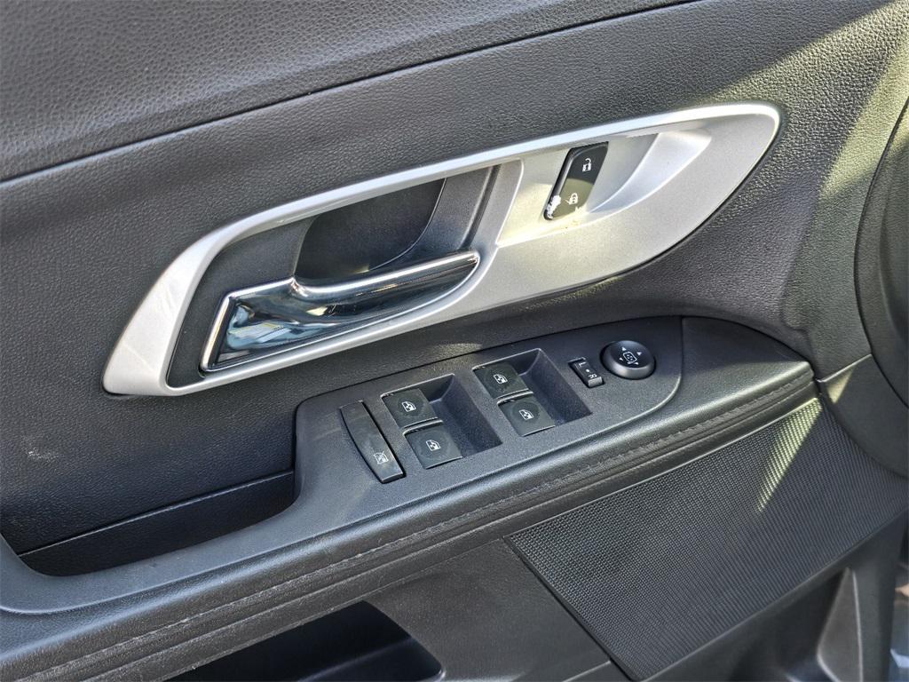 used 2014 Chevrolet Equinox car, priced at $9,000