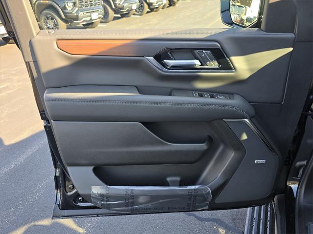 new 2025 GMC Yukon XL car, priced at $84,606