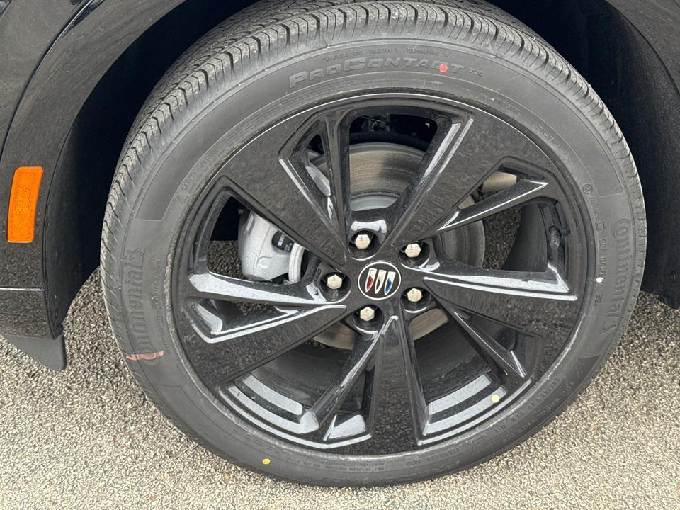 new 2025 Buick Envision car, priced at $35,750