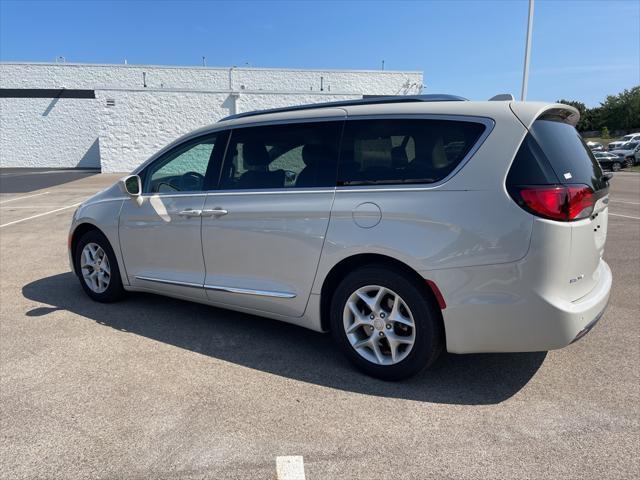 used 2017 Chrysler Pacifica car, priced at $18,500