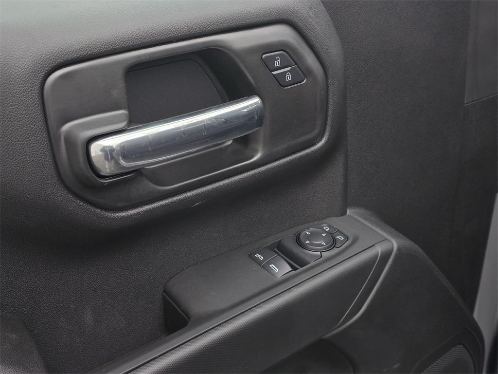 new 2025 GMC Sierra 1500 car, priced at $36,000