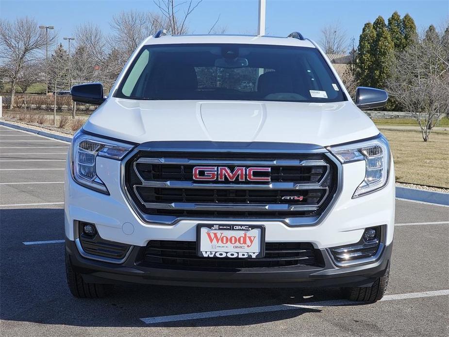 new 2024 GMC Terrain car, priced at $32,000