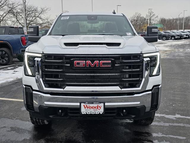 new 2025 GMC Sierra 3500 car, priced at $52,152