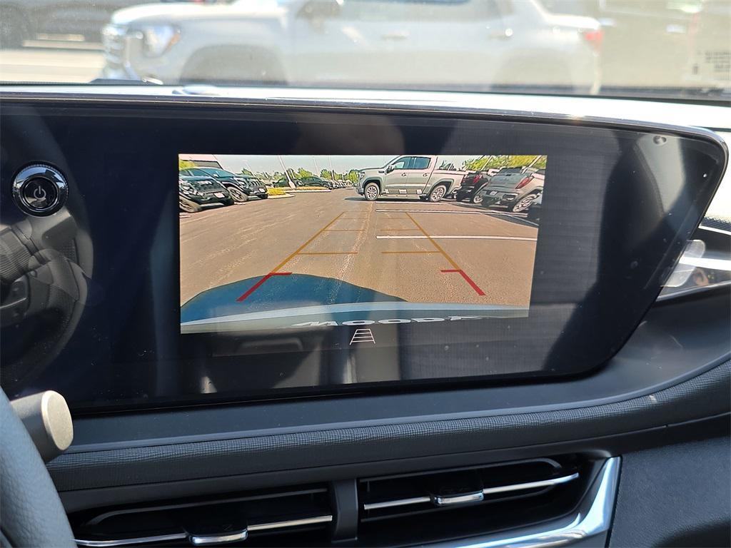 new 2025 Buick Envista car, priced at $22,500
