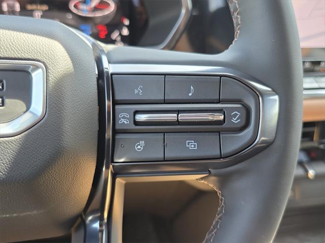 new 2025 GMC Canyon car, priced at $50,237