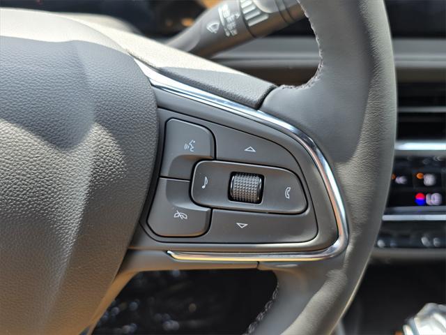new 2025 Buick Envista car, priced at $28,000
