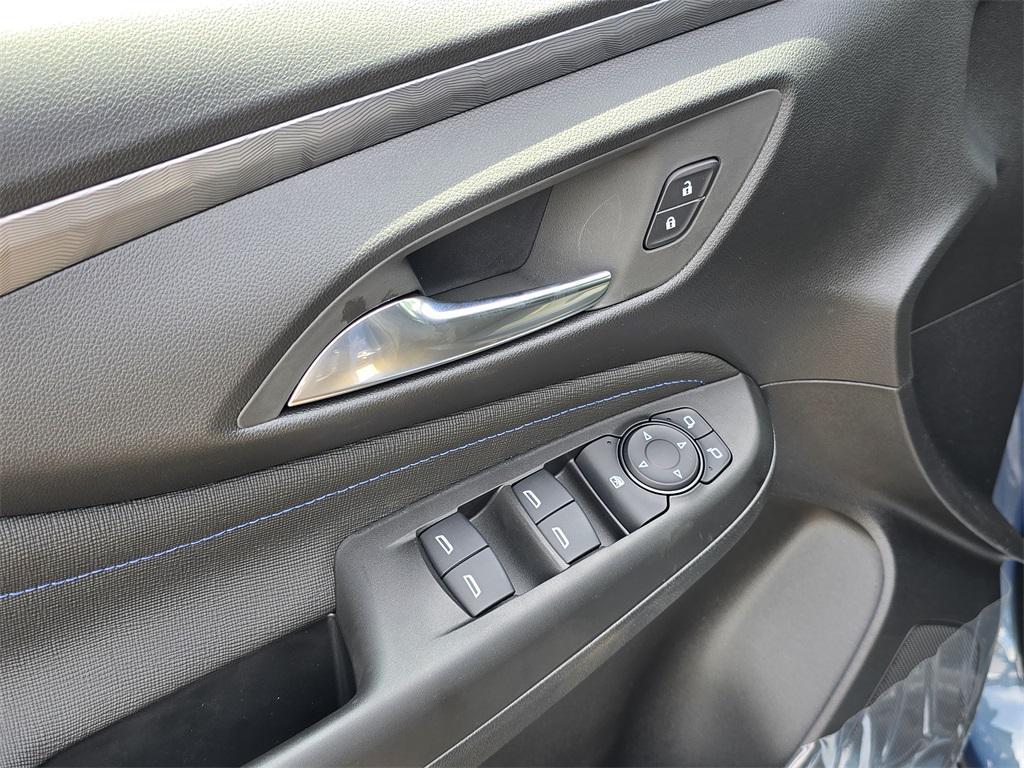 new 2025 Buick Envista car, priced at $26,000