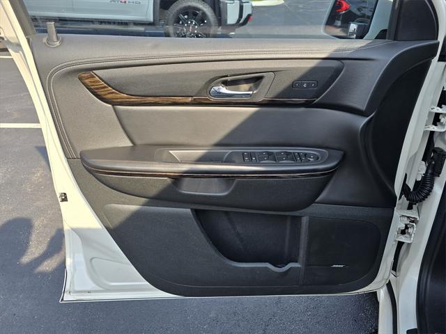 used 2015 GMC Acadia car, priced at $15,500