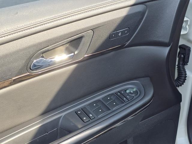 used 2015 GMC Acadia car, priced at $15,500