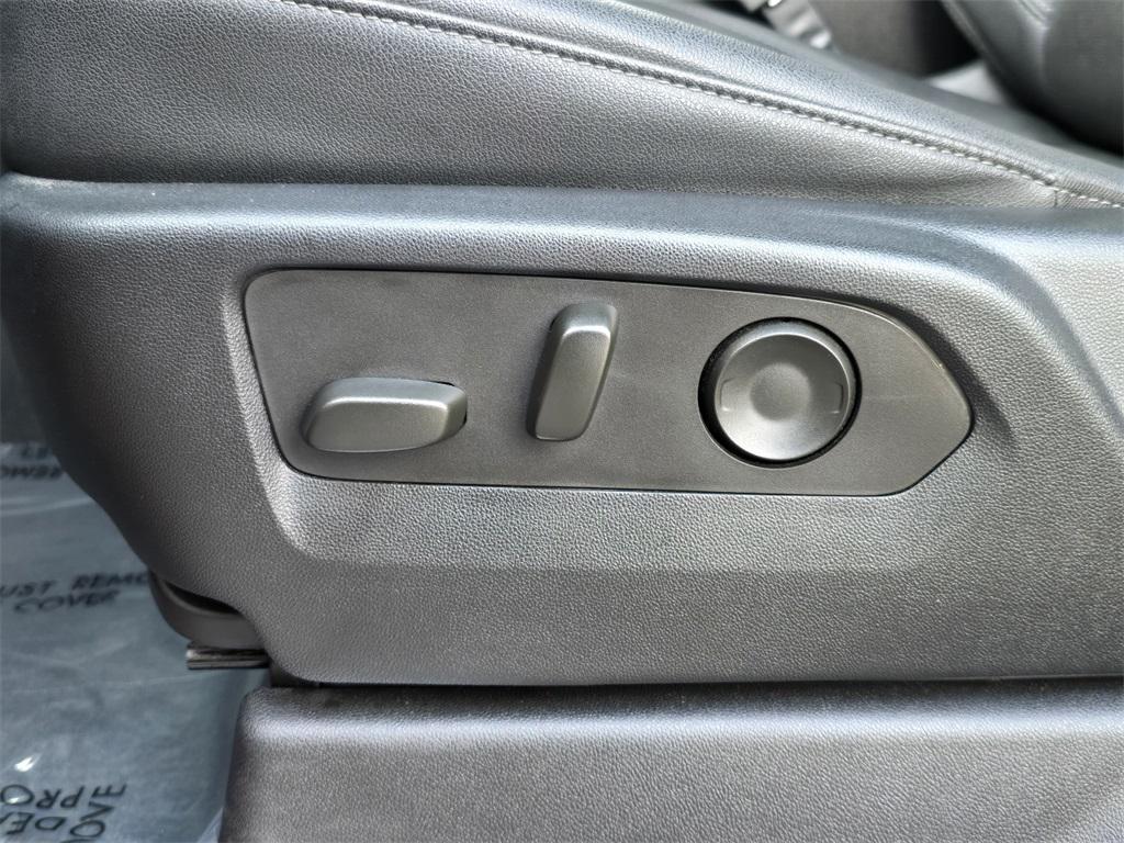 used 2022 Chevrolet Silverado 1500 car, priced at $42,000