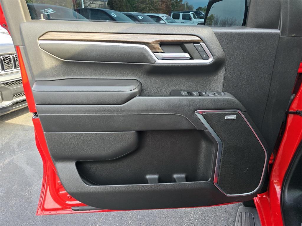 used 2022 Chevrolet Silverado 1500 car, priced at $42,000