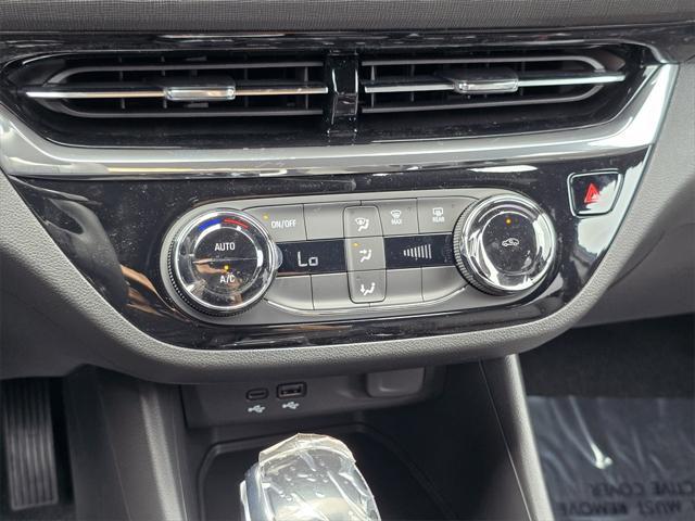 new 2025 Buick Envista car, priced at $25,000