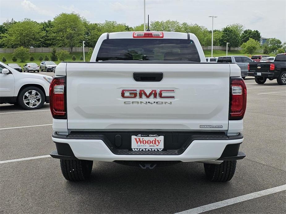 new 2024 GMC Canyon car, priced at $36,000