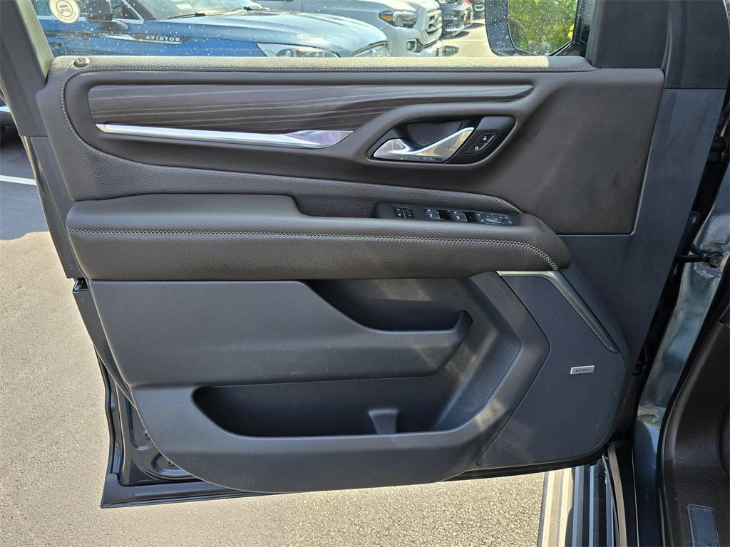 used 2021 GMC Yukon XL car, priced at $43,500