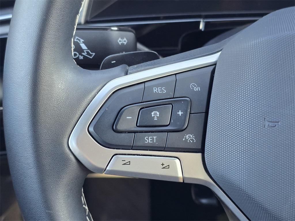used 2024 Volkswagen Atlas Cross Sport car, priced at $31,000