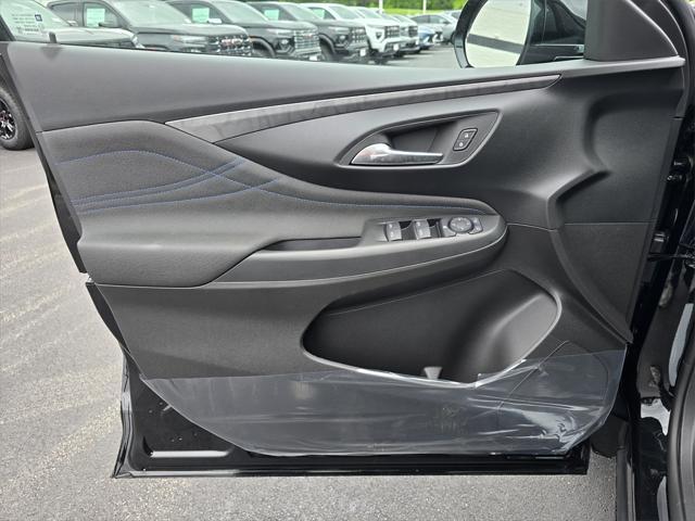 new 2025 Buick Envista car, priced at $25,000