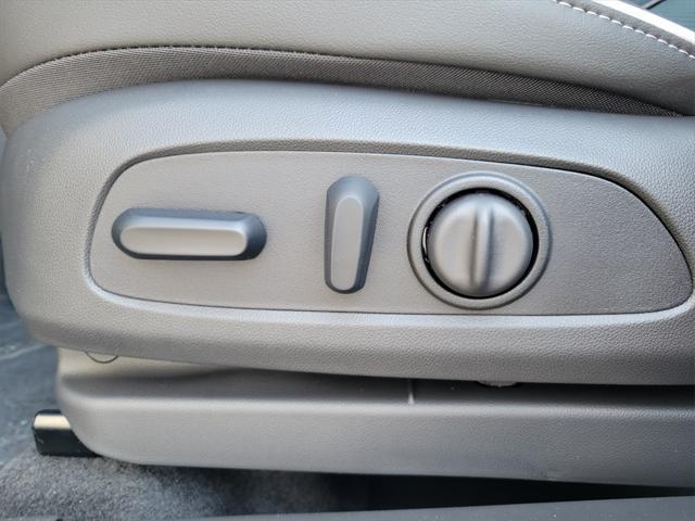 new 2025 Buick Encore GX car, priced at $34,000