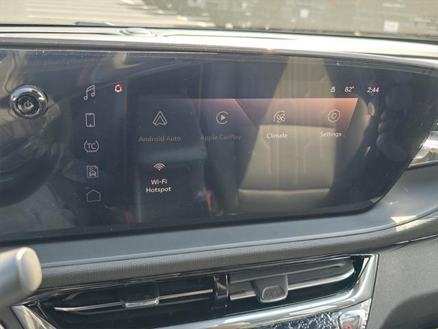 new 2025 Buick Envista car, priced at $30,255