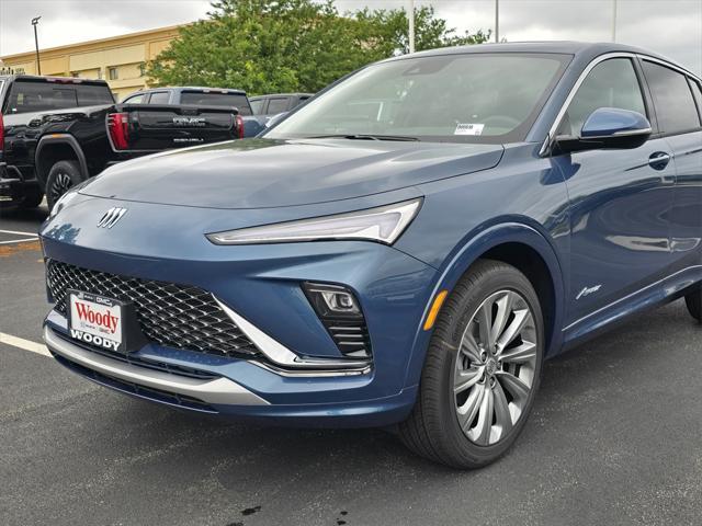 new 2025 Buick Envista car, priced at $28,000