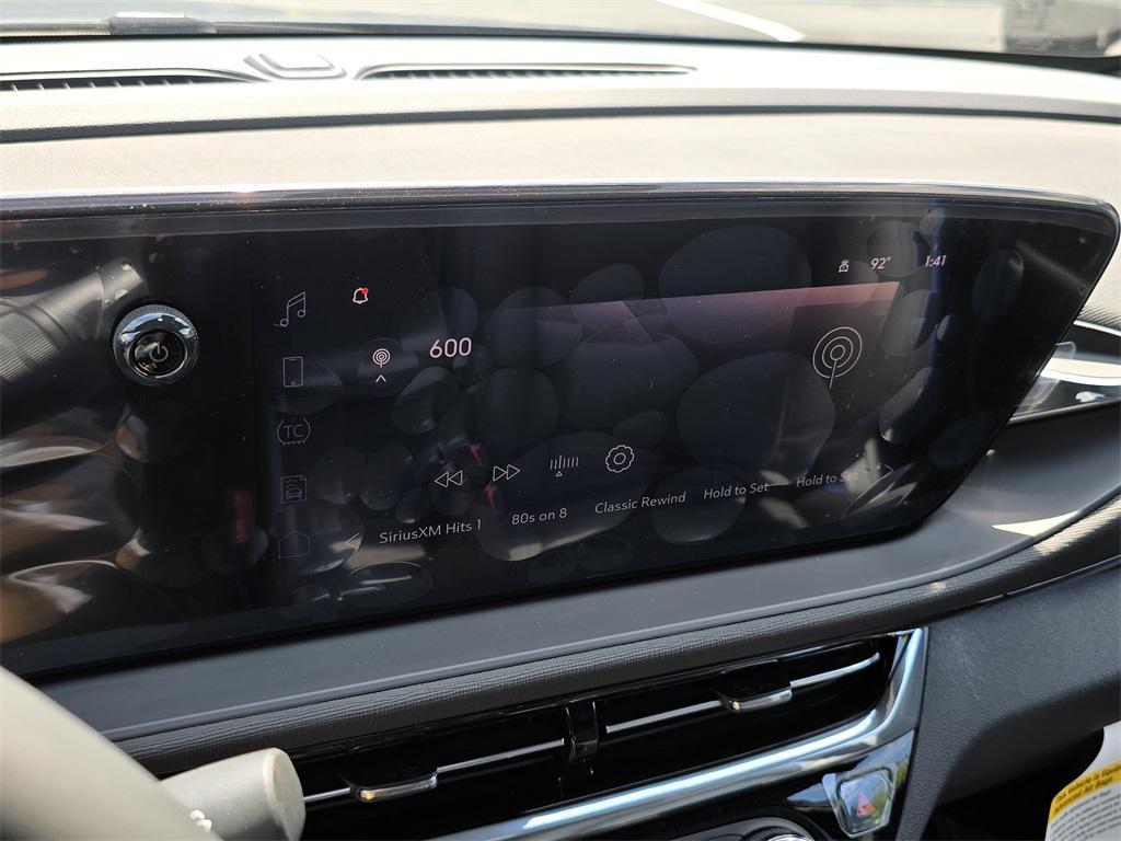 new 2025 Buick Envista car, priced at $26,000
