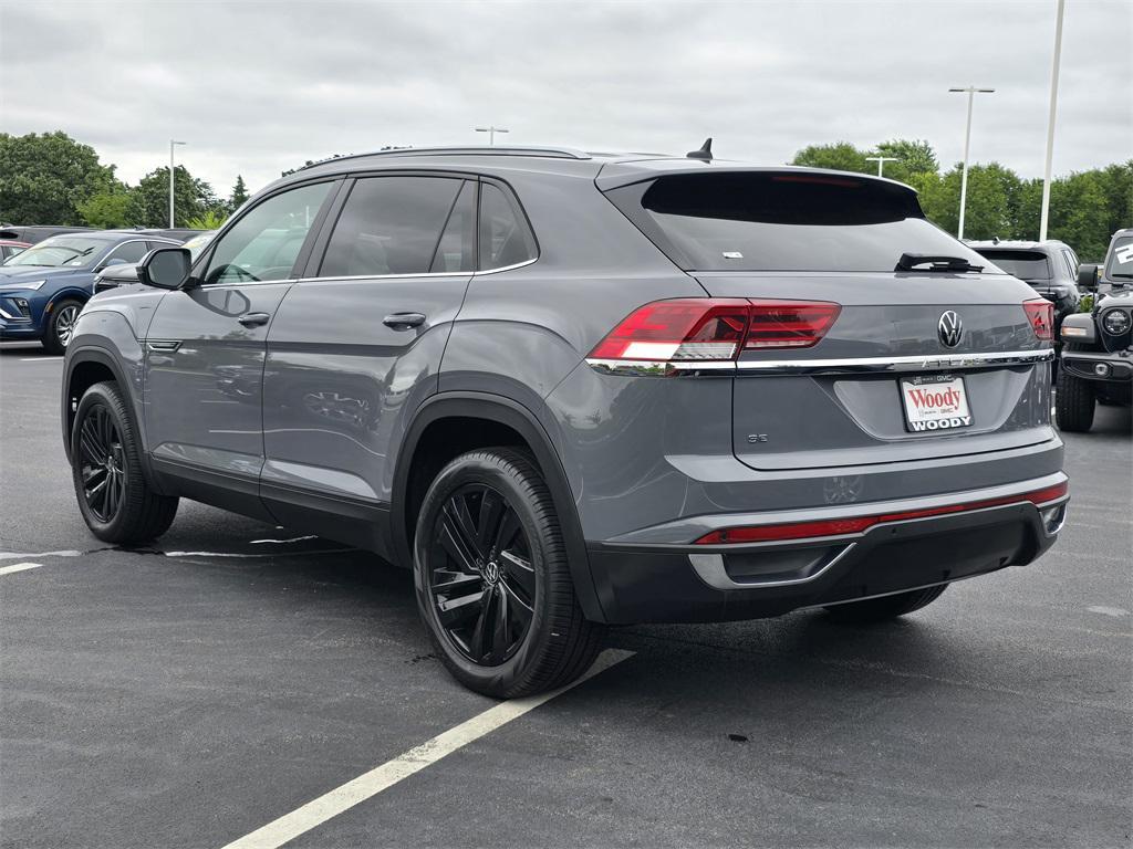used 2021 Volkswagen Atlas Cross Sport car, priced at $22,000