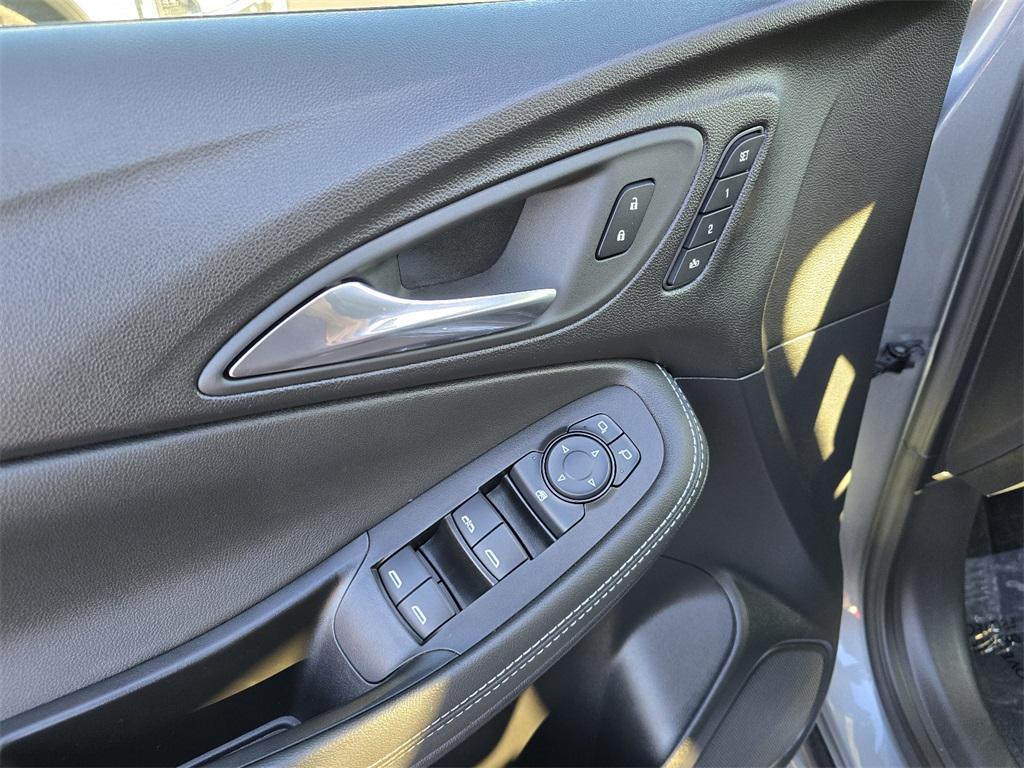 used 2024 Buick Encore GX car, priced at $30,000