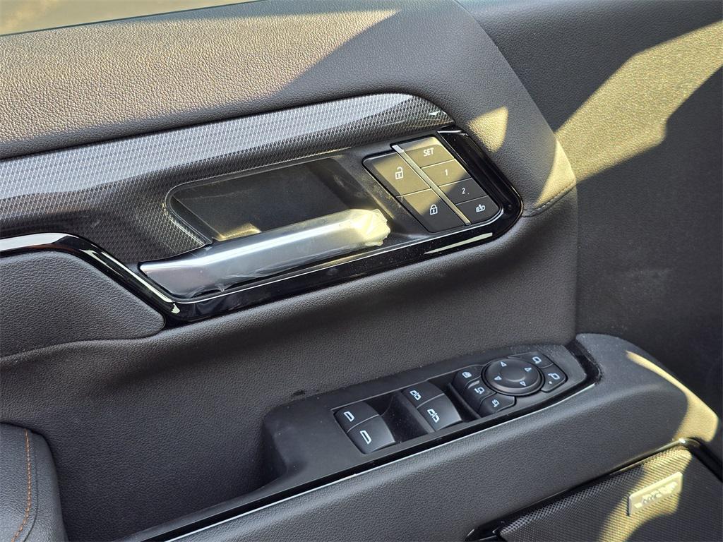 used 2025 GMC Sierra 3500 car, priced at $82,500