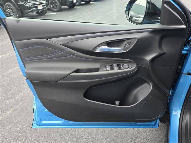 new 2025 Buick Envista car, priced at $25,000