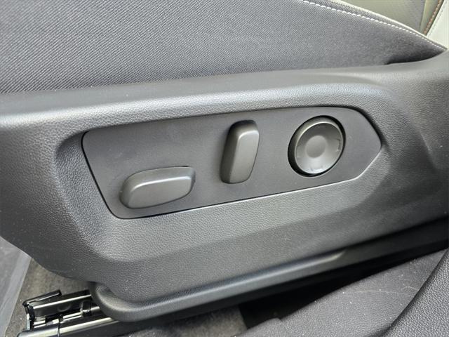 new 2025 Buick Envision car, priced at $39,500