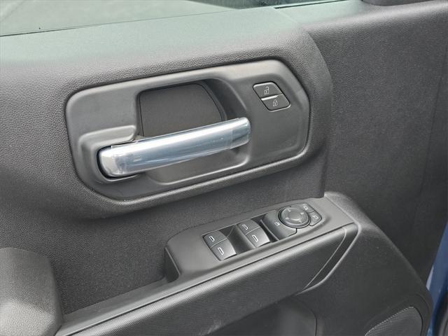 new 2025 GMC Sierra 2500 car, priced at $51,036
