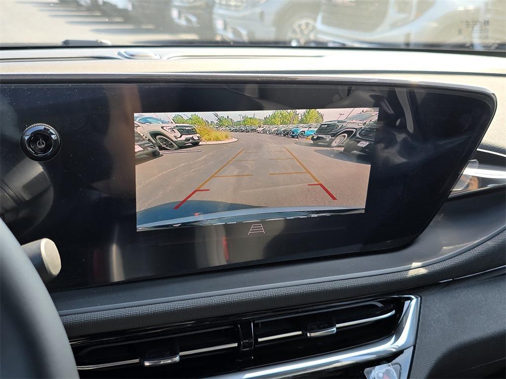 new 2025 Buick Envista car, priced at $26,000
