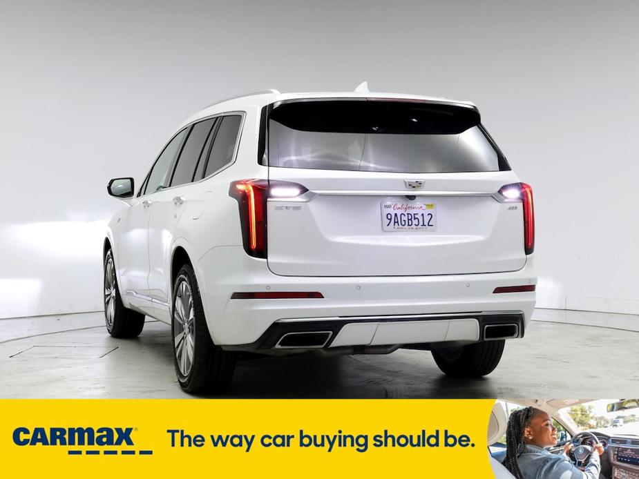 used 2022 Cadillac XT6 car, priced at $33,998