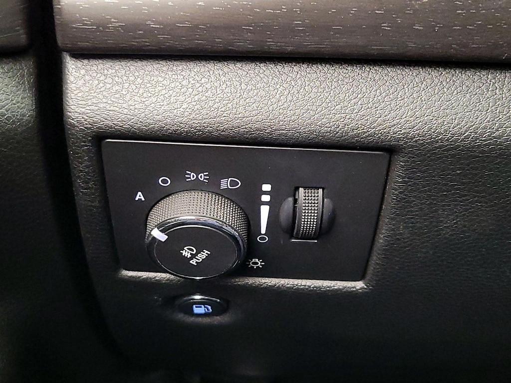 used 2015 Jeep Grand Cherokee car, priced at $14,998