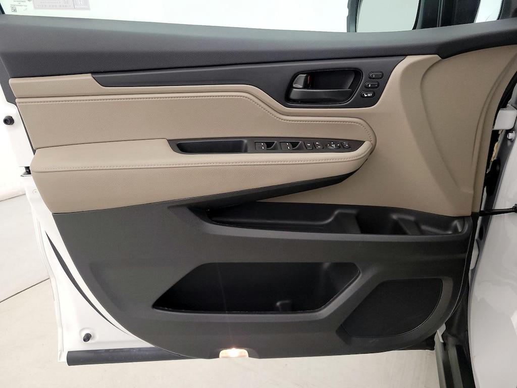 used 2024 Honda Odyssey car, priced at $40,998