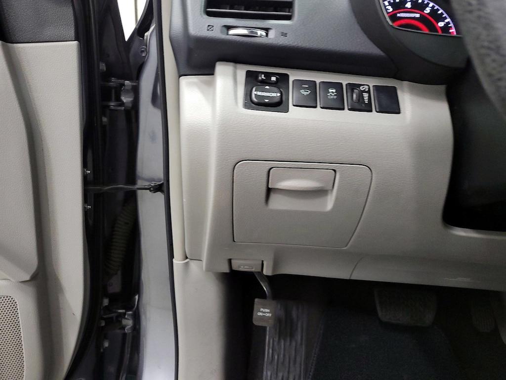 used 2013 Toyota Highlander car, priced at $15,998