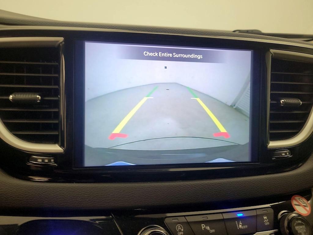 used 2023 Chrysler Pacifica car, priced at $25,998