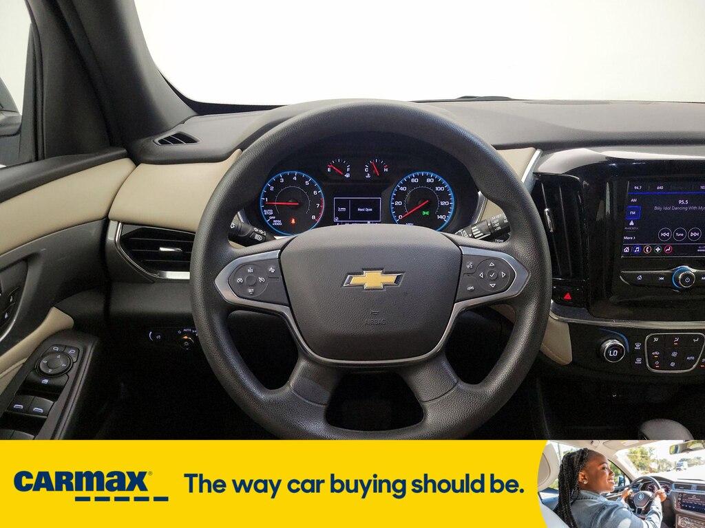 used 2022 Chevrolet Traverse car, priced at $26,998