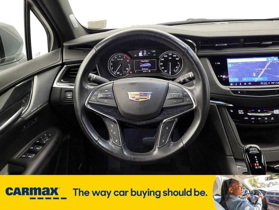 used 2023 Cadillac XT5 car, priced at $29,998