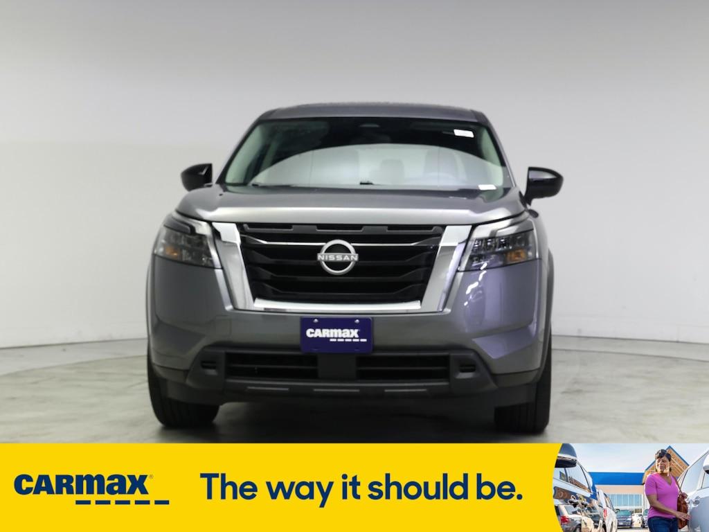 used 2024 Nissan Pathfinder car, priced at $30,998